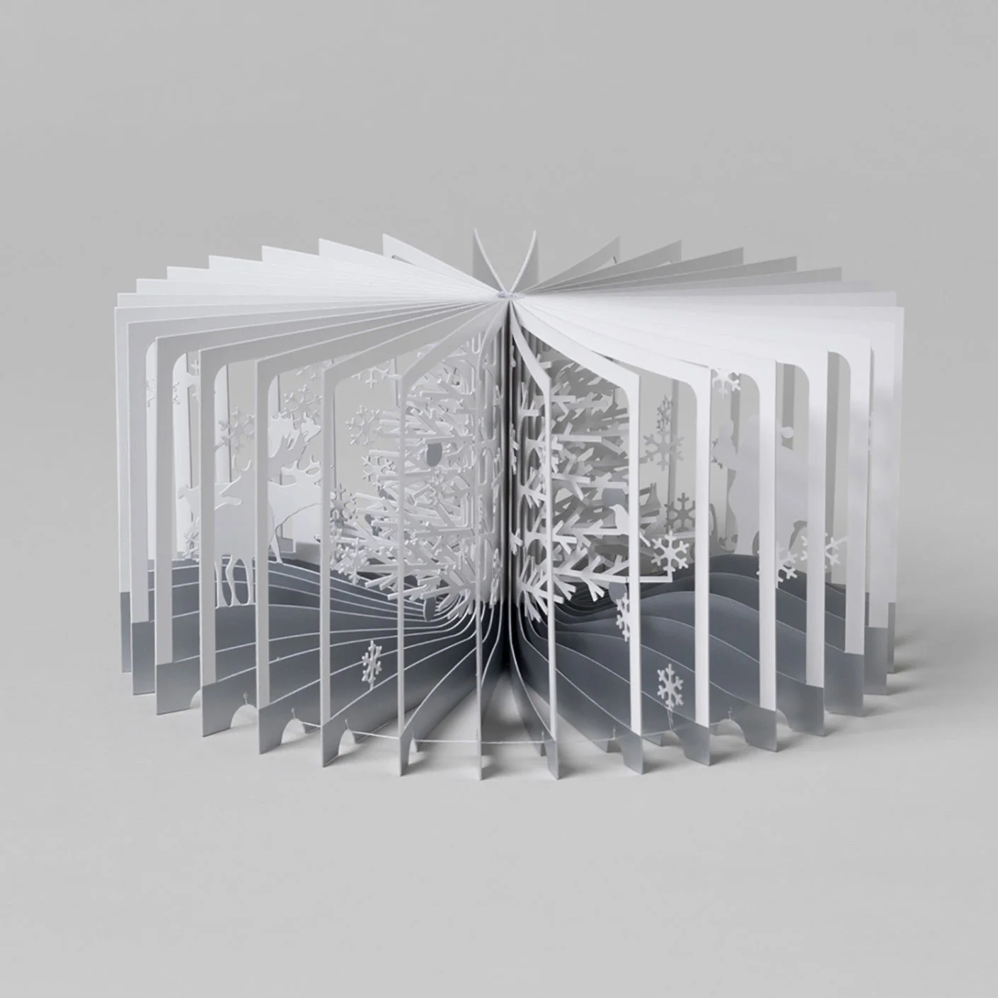 360° BOOK Snow Falling Forest / Seigensha