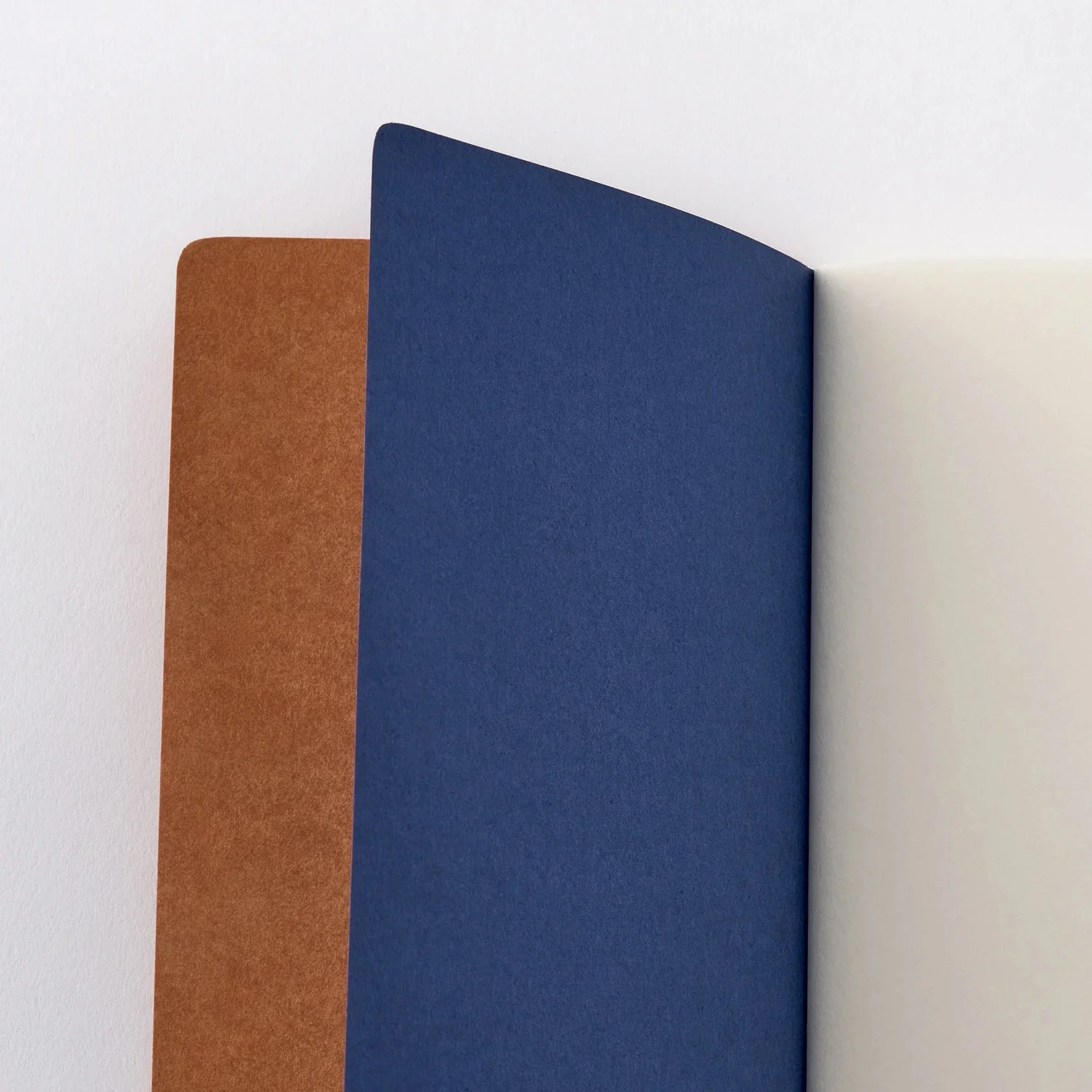 Dressco Cordoba Stitch Notebook / TAKEO PAPER PRODUCTS - Image 7